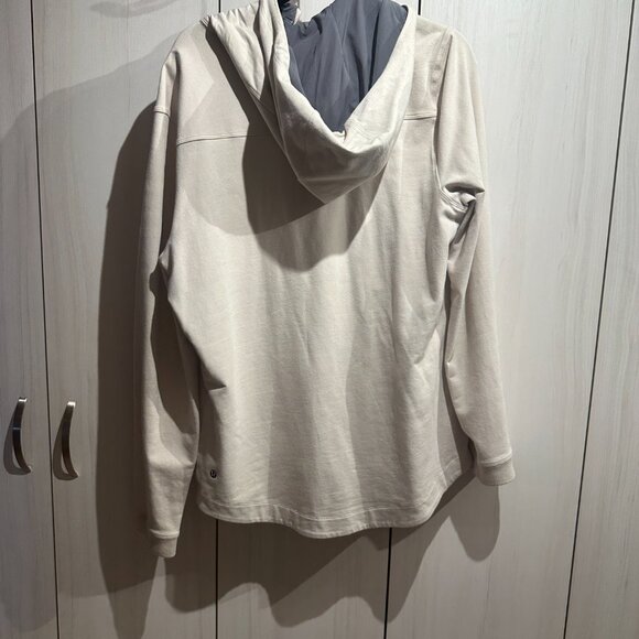 EUC Men's Lululemon color block jacket Large - Picture 3 of 6